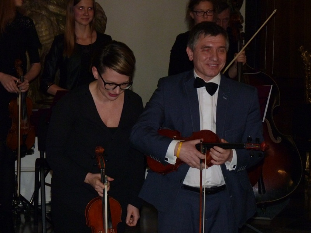 Publiczność zachwycona koncertem patriotycznym w Muzeum