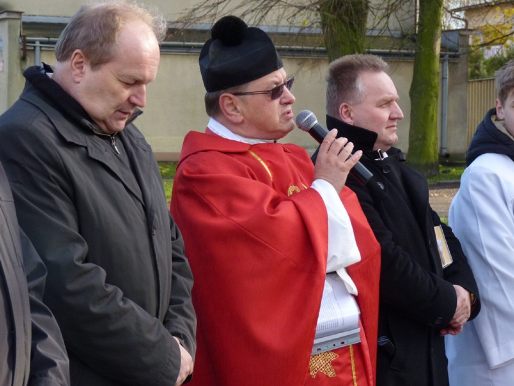 Pieśni patriotyczne w gwarze łowickiej w Zdunach