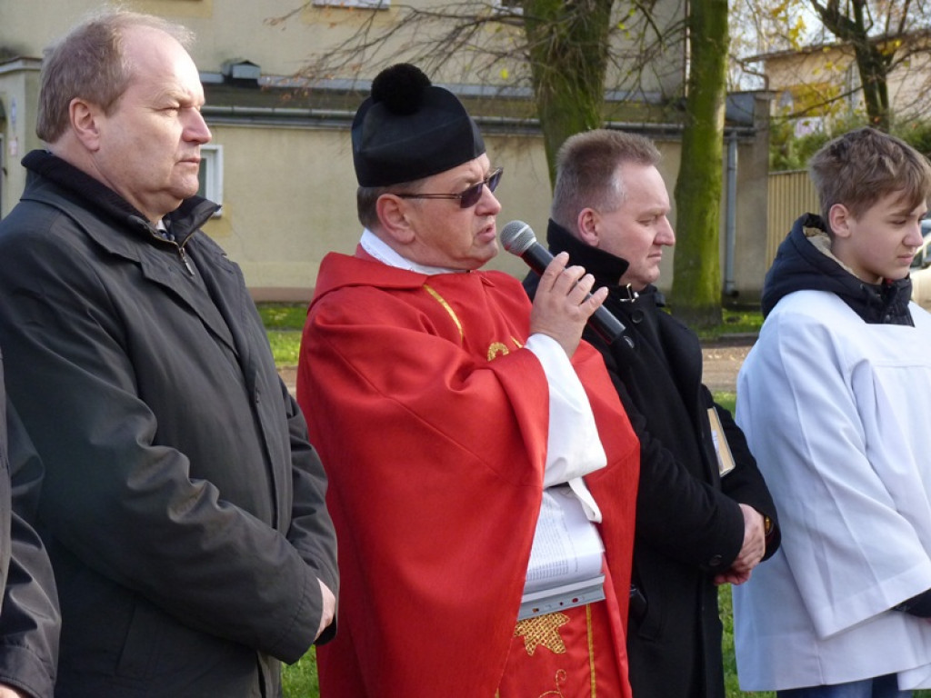 Pieśni patriotyczne w gwarze łowickiej w Zdunach