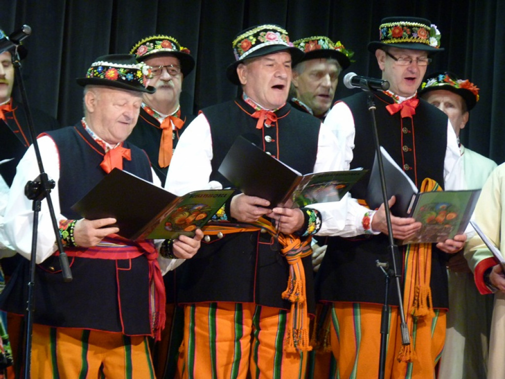 Pieśni patriotyczne w gwarze łowickiej w Zdunach