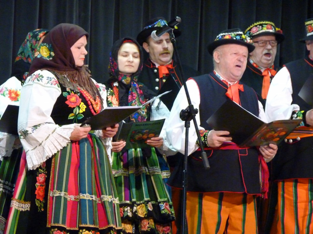 Pieśni patriotyczne w gwarze łowickiej w Zdunach