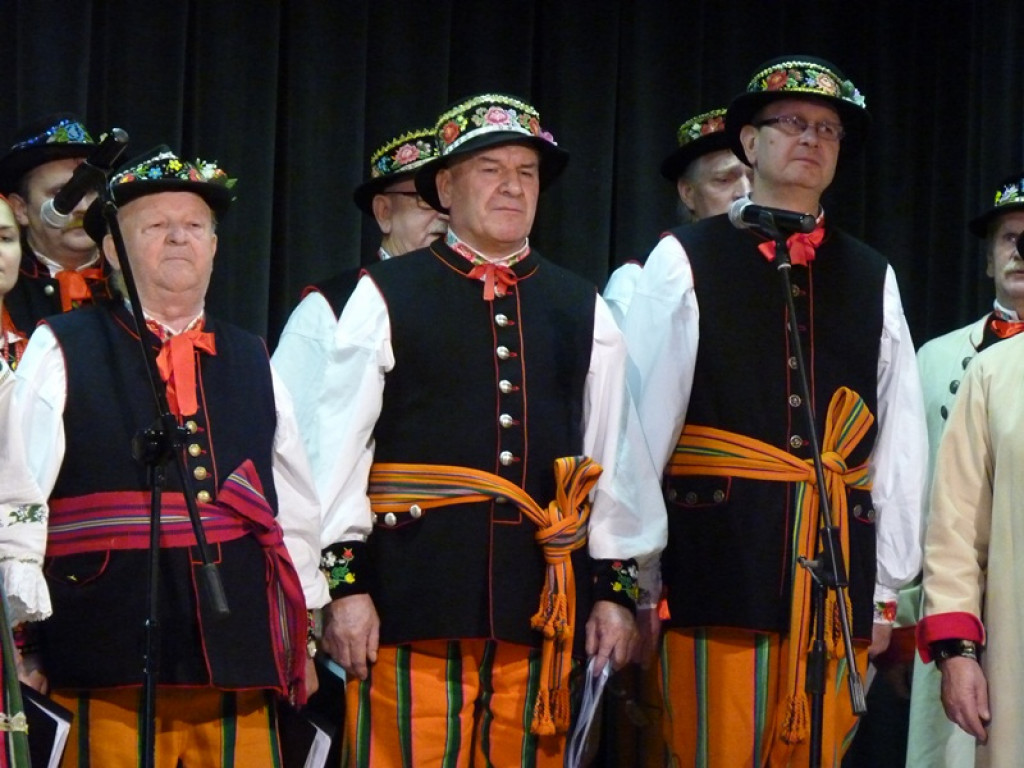 Pieśni patriotyczne w gwarze łowickiej w Zdunach