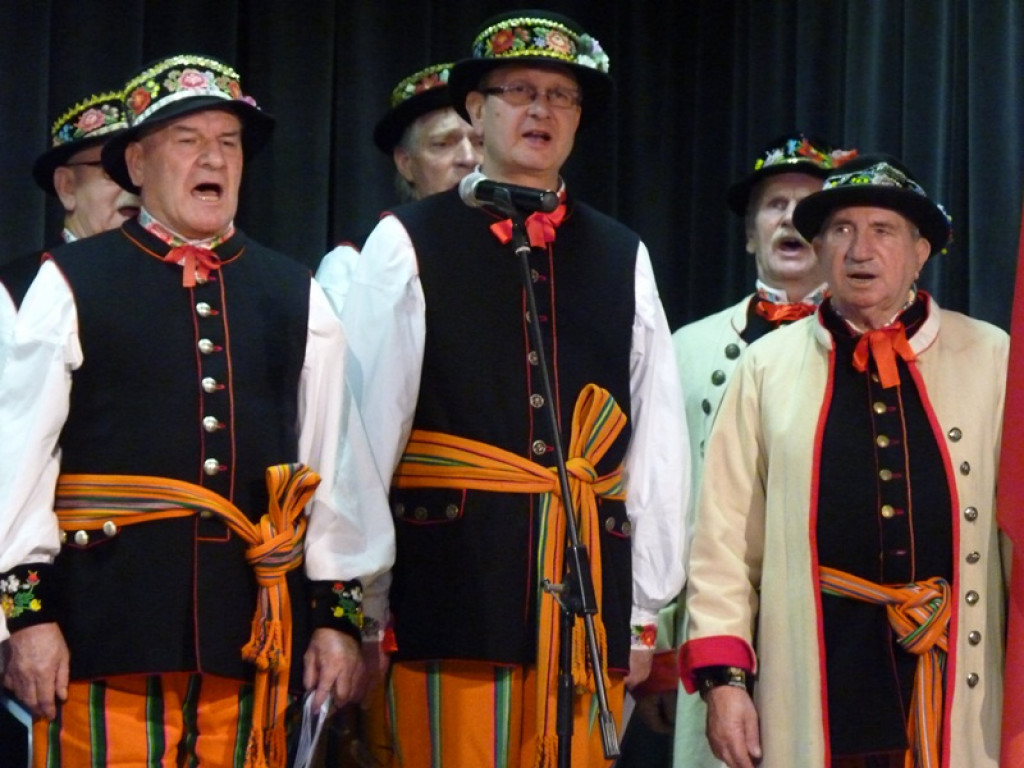 Pieśni patriotyczne w gwarze łowickiej w Zdunach