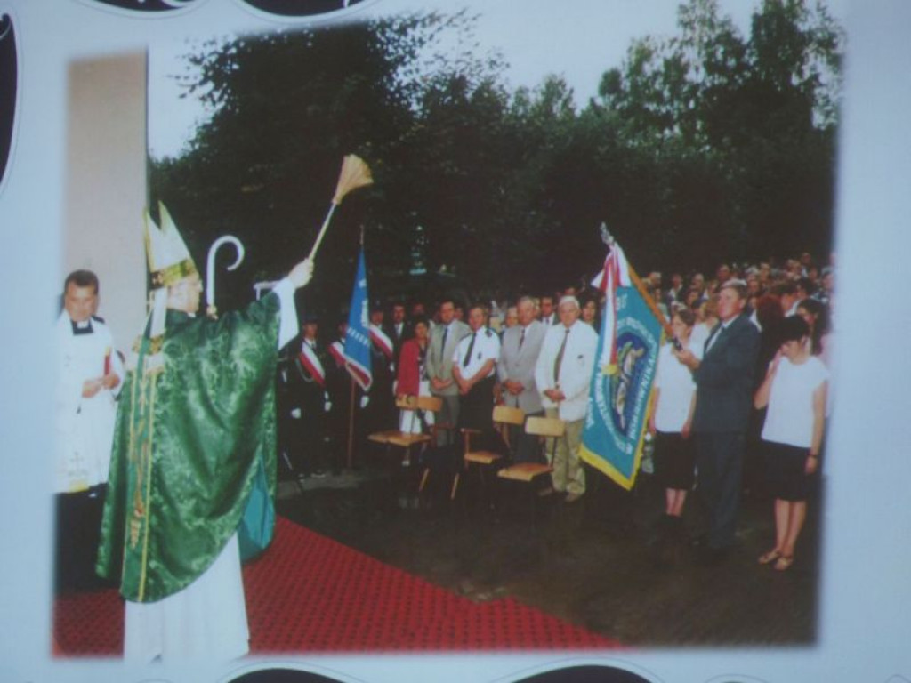 Patriotycznie na jubileusz szkoły