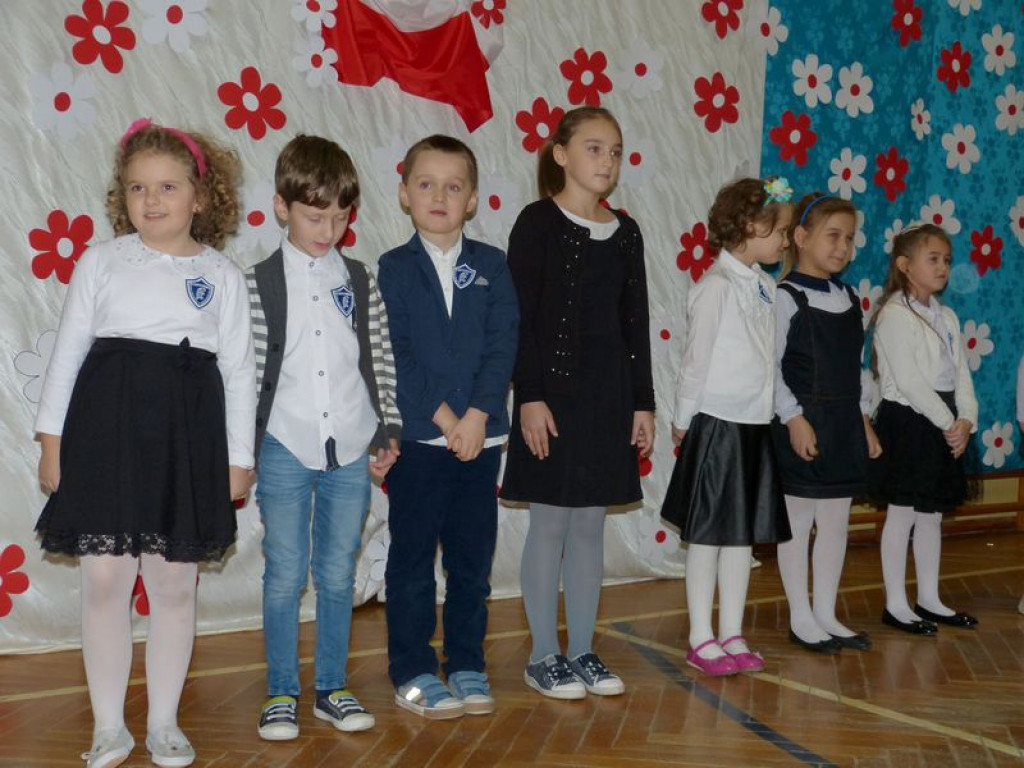 Patriotycznie na jubileusz szkoły