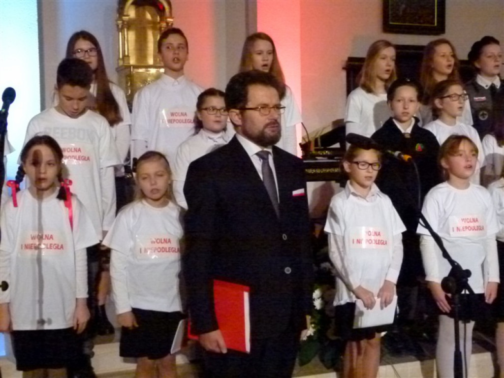Wieczór poezji i pieśni patriotycznej w kościele św. Maksymiliana