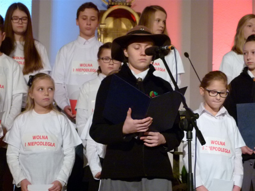 Wieczór poezji i pieśni patriotycznej w kościele św. Maksymiliana