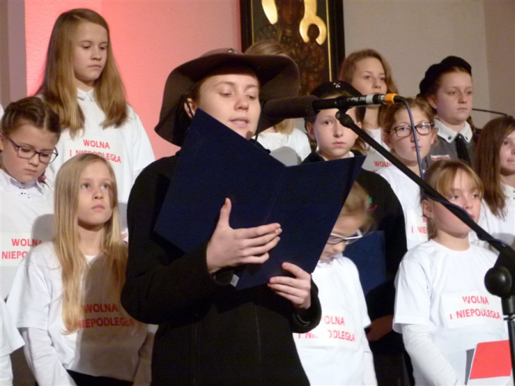 Wieczór poezji i pieśni patriotycznej w kościele św. Maksymiliana