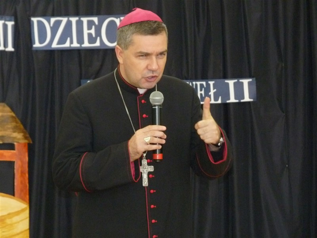 Biskup Wojciech Osial w Mąkolicach