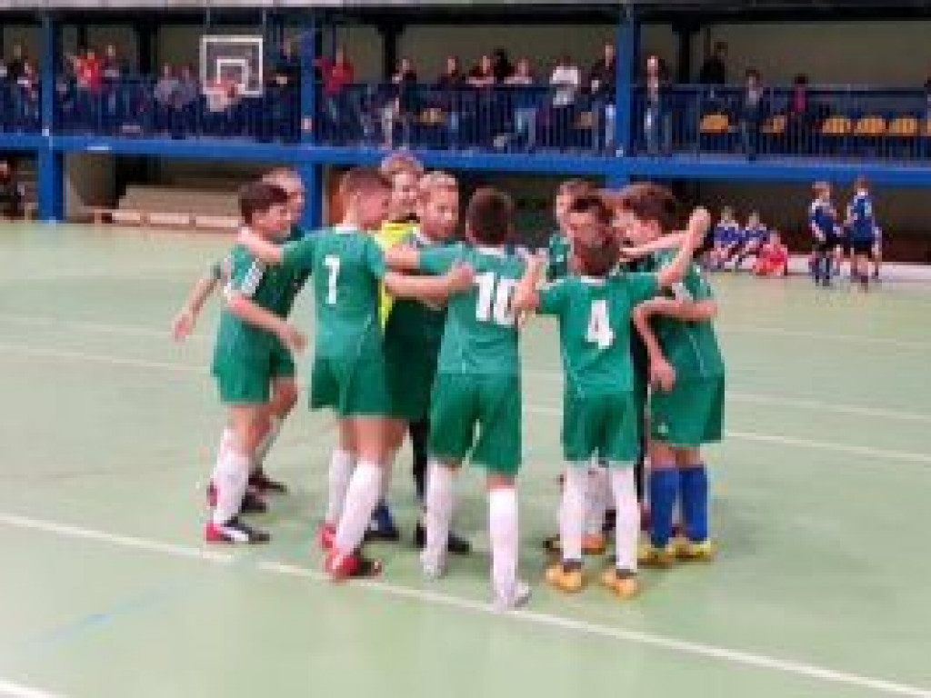Zwycięstwo i awans Pelikana-2006