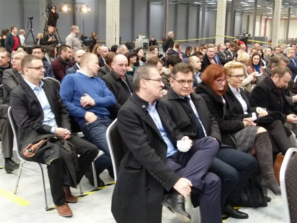 5 hektarów pod dachem - otwarto nowy magazyn w Kiełminie