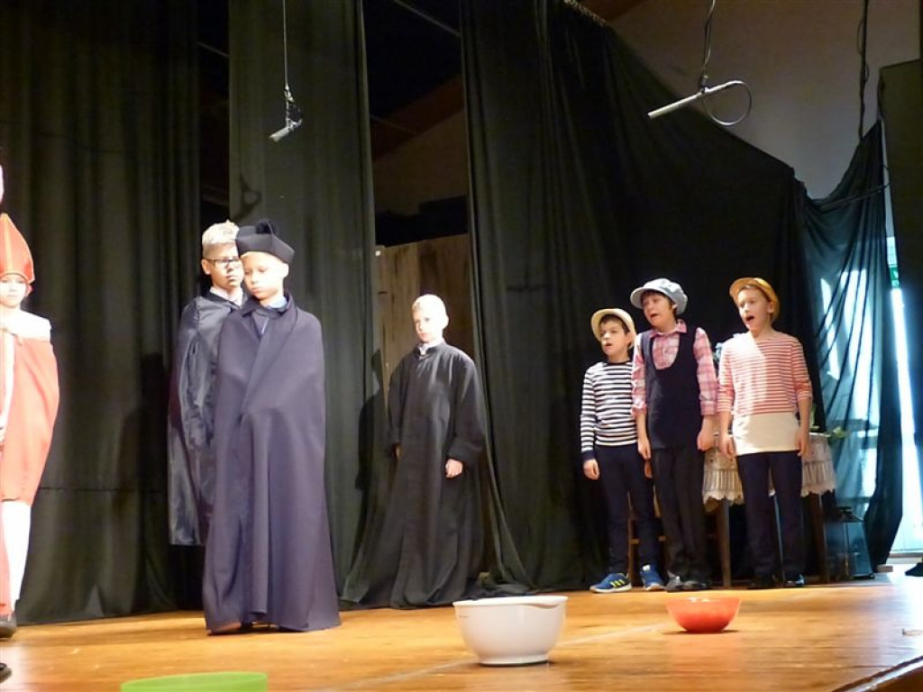 Ogólnopolski Przegląd Teatrów Pijarskich trwa w Łowiczu