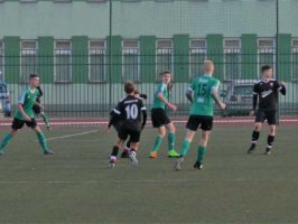 Pierwszy baraż Pelikanowi-2003 nie wyszedł