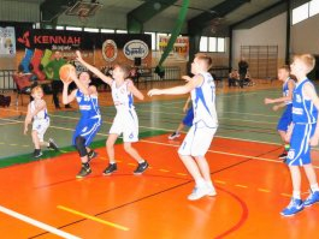 Księżak-2005 zdecydowanie pokonany przez Pro-Basket Kutno