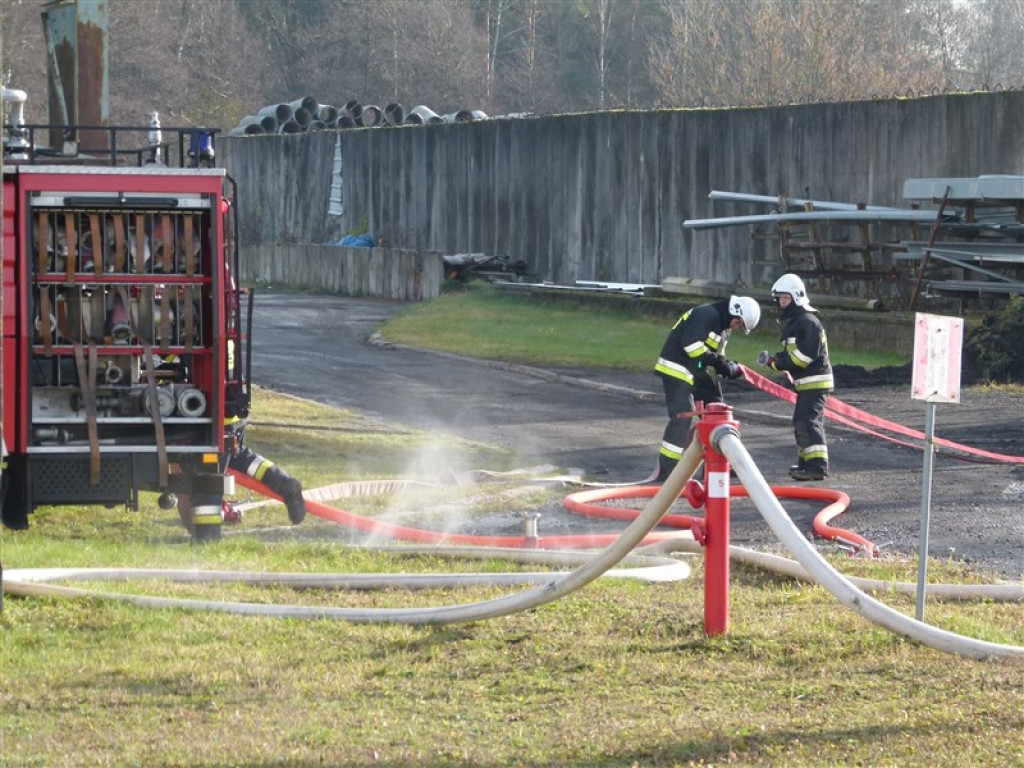 Strażackie ćwiczenia na Solanie w Głownie