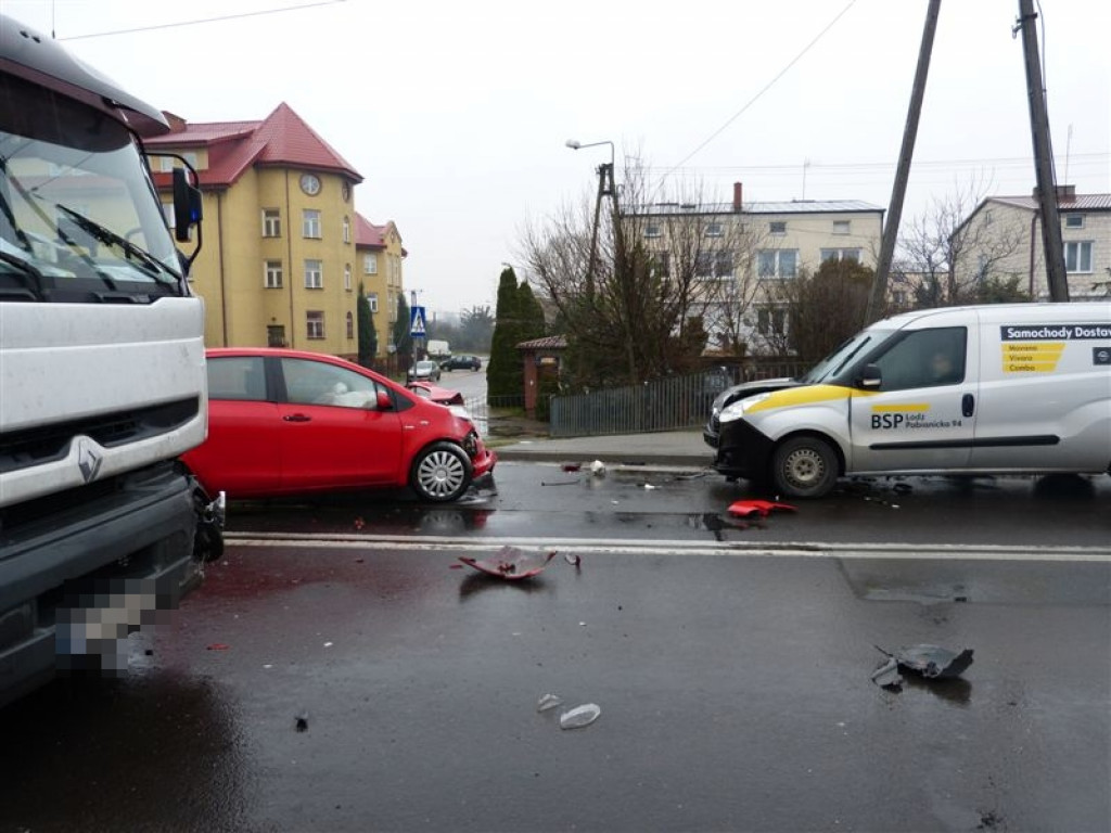 Wypadek na Warszawskiej. Ulica nieprzejezdna