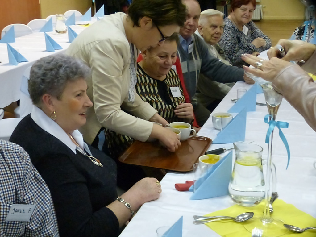 Seniorzy gotowali z mistrzem kuchni