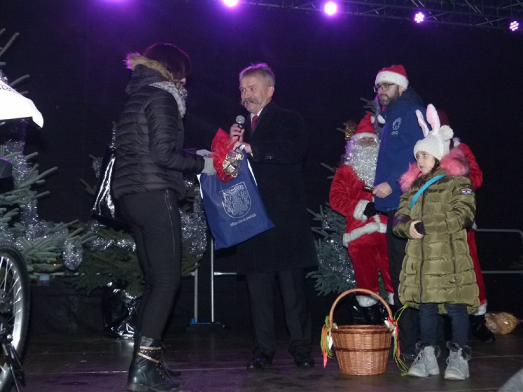 Choinka Miejska w Łowiczu [galeria zdjęć]