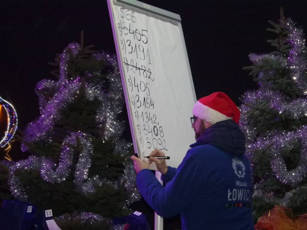 Choinka Miejska w Łowiczu [galeria zdjęć]