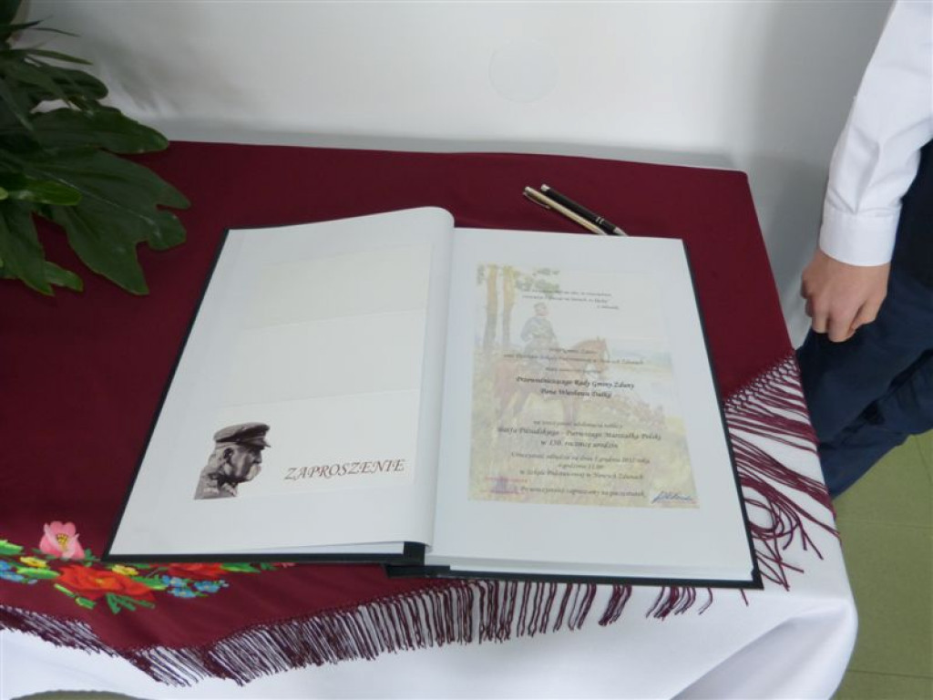 Pamiątkowa tablica w 150. rocznicę urodzin Józefa Piłsudskiego