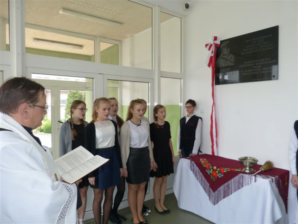 Pamiątkowa tablica w 150. rocznicę urodzin Józefa Piłsudskiego