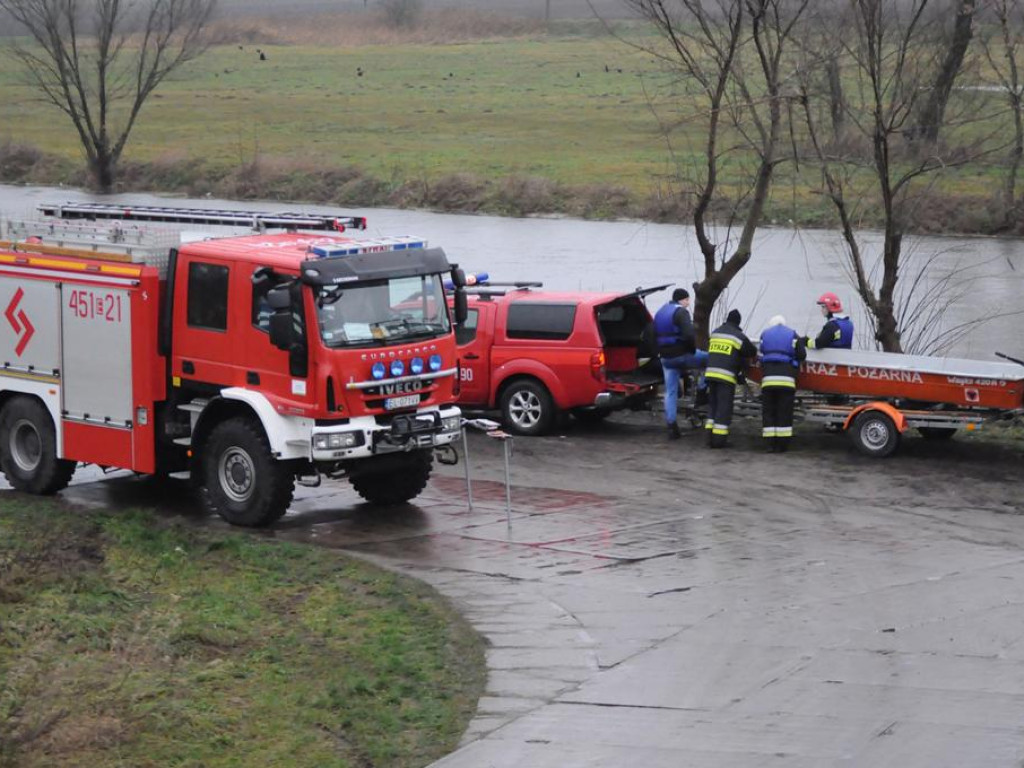 I znowu go szukają
