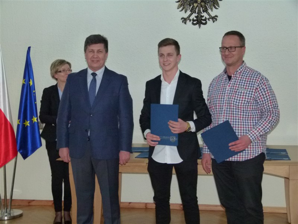 Władze Głowna doceniły najlepszych sportowców