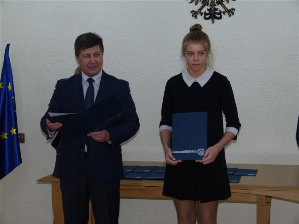 Władze Głowna doceniły najlepszych sportowców