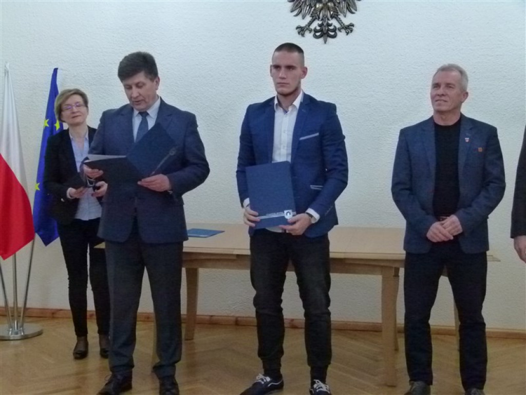 Władze Głowna doceniły najlepszych sportowców