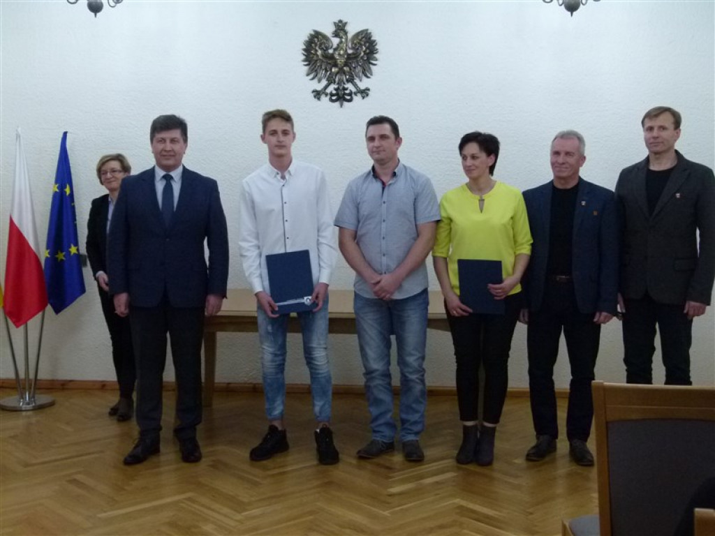 Władze Głowna doceniły najlepszych sportowców