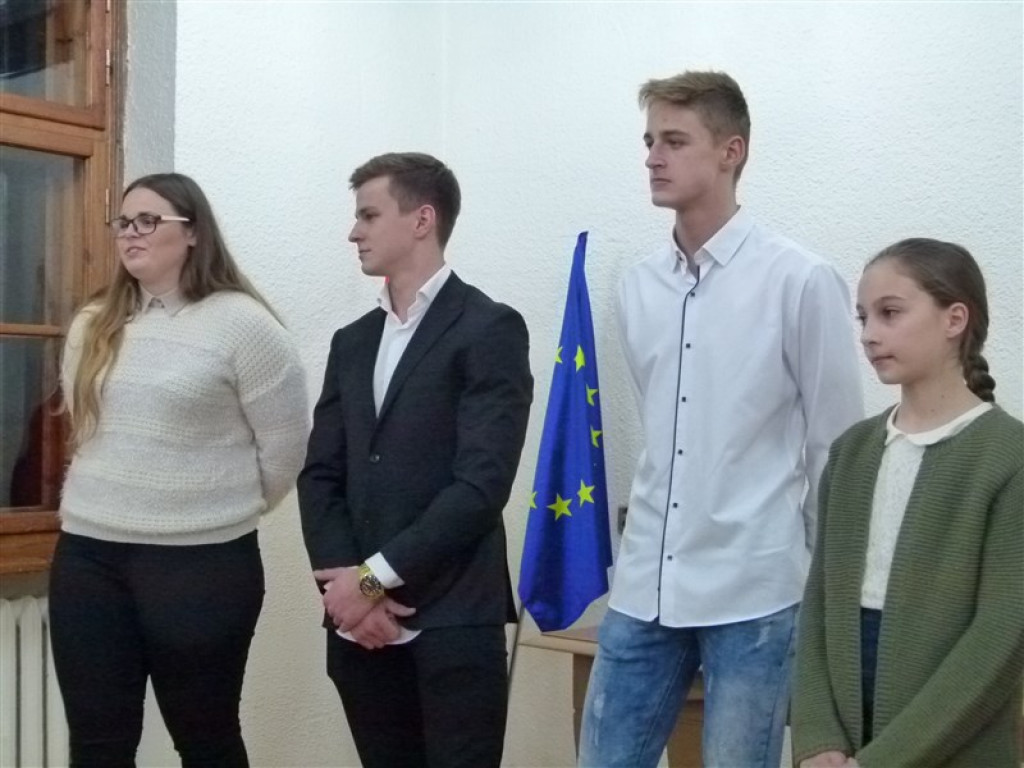 Władze Głowna doceniły najlepszych sportowców
