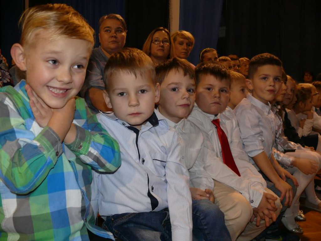 Jasełka i kiermasz w nieborowskiej szkole