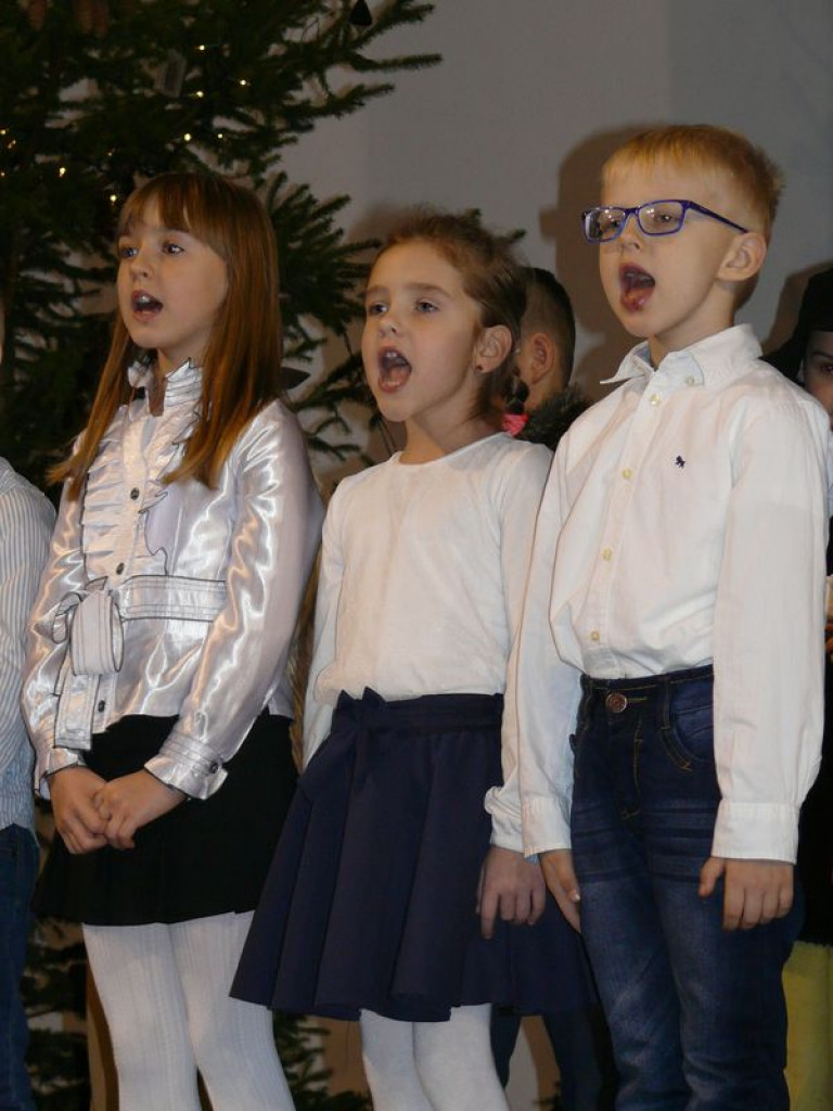 Jasełka i kiermasz w nieborowskiej szkole