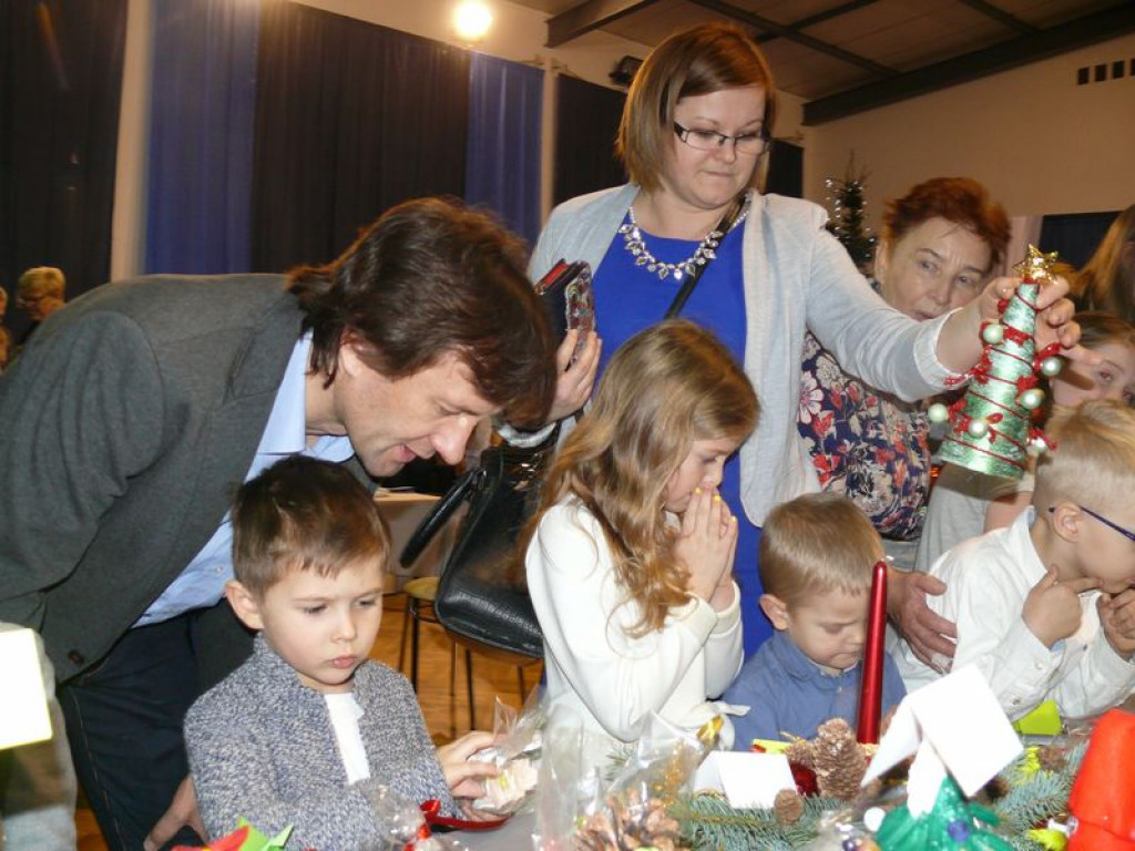 Jasełka i kiermasz w nieborowskiej szkole