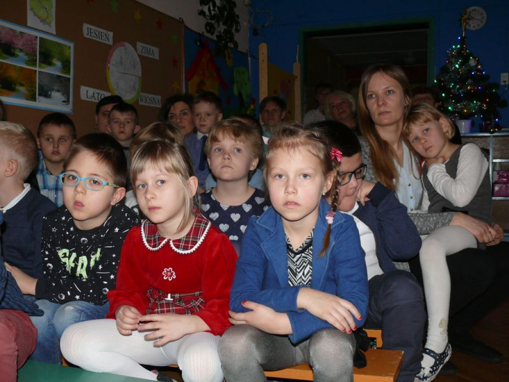 Zamiast jasełek Dziewczynka z zapałkami