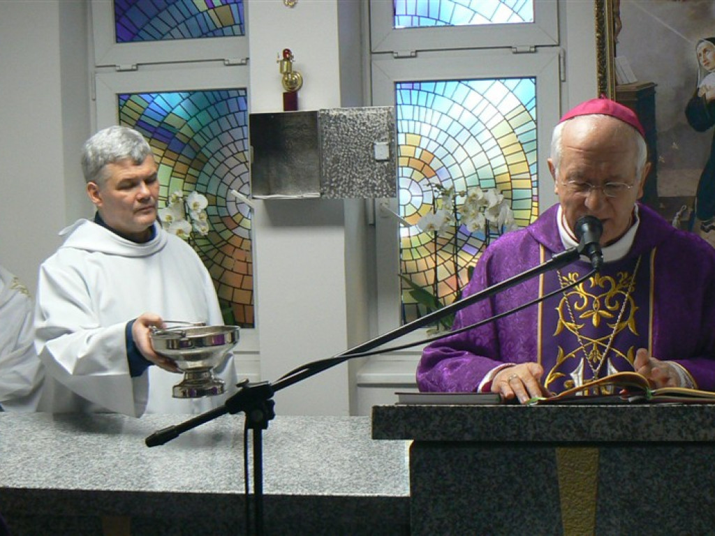 Kaplica w szpitalu w Głownie poświęcona
