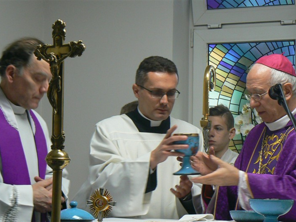 Kaplica w szpitalu w Głownie poświęcona