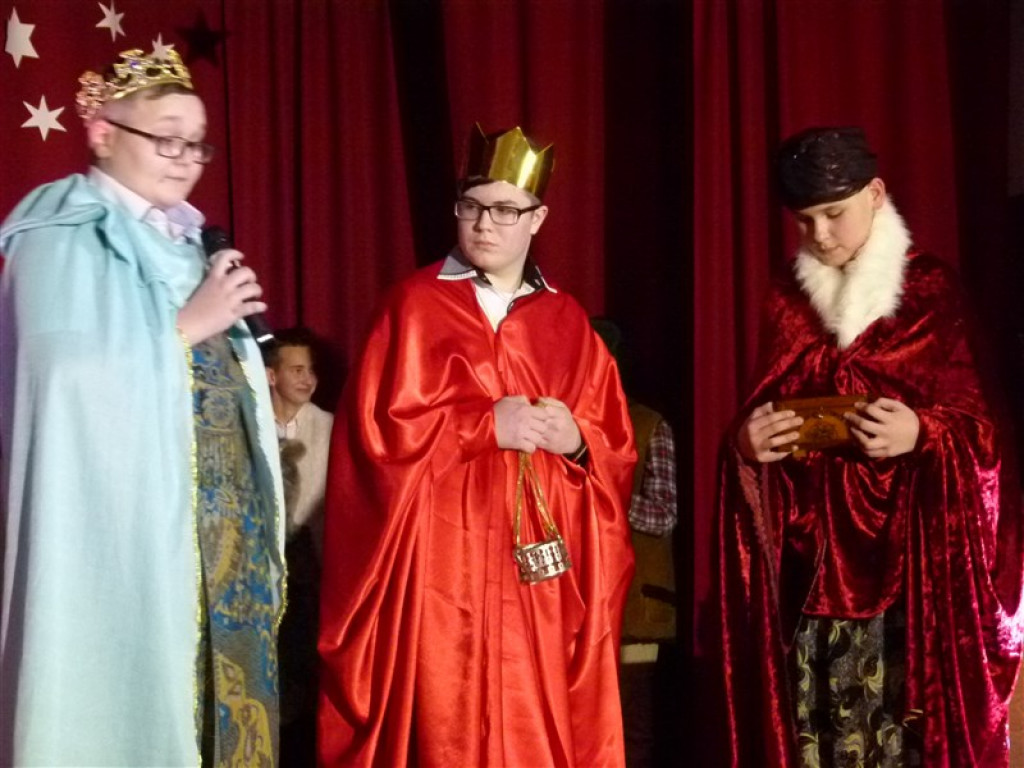 Szkolne jasełka w GOK Domaniewice