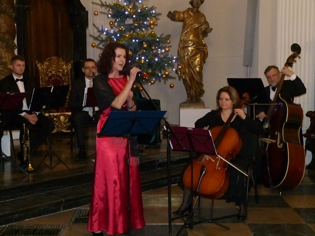 Koncert bożonarodzeniowy przy pełnej widowni