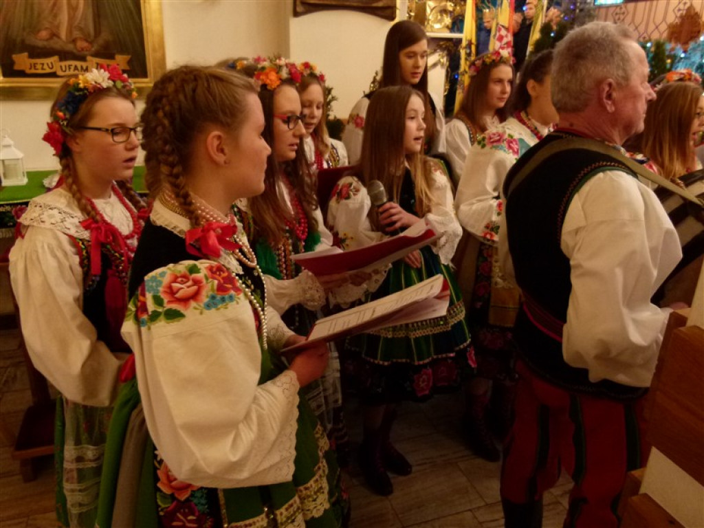 Orszaki Trzech Króli w Mąkolicach i Głownie