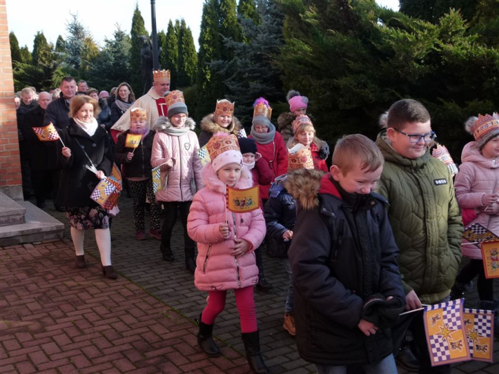 Orszaki Trzech Króli w Mąkolicach i Głownie