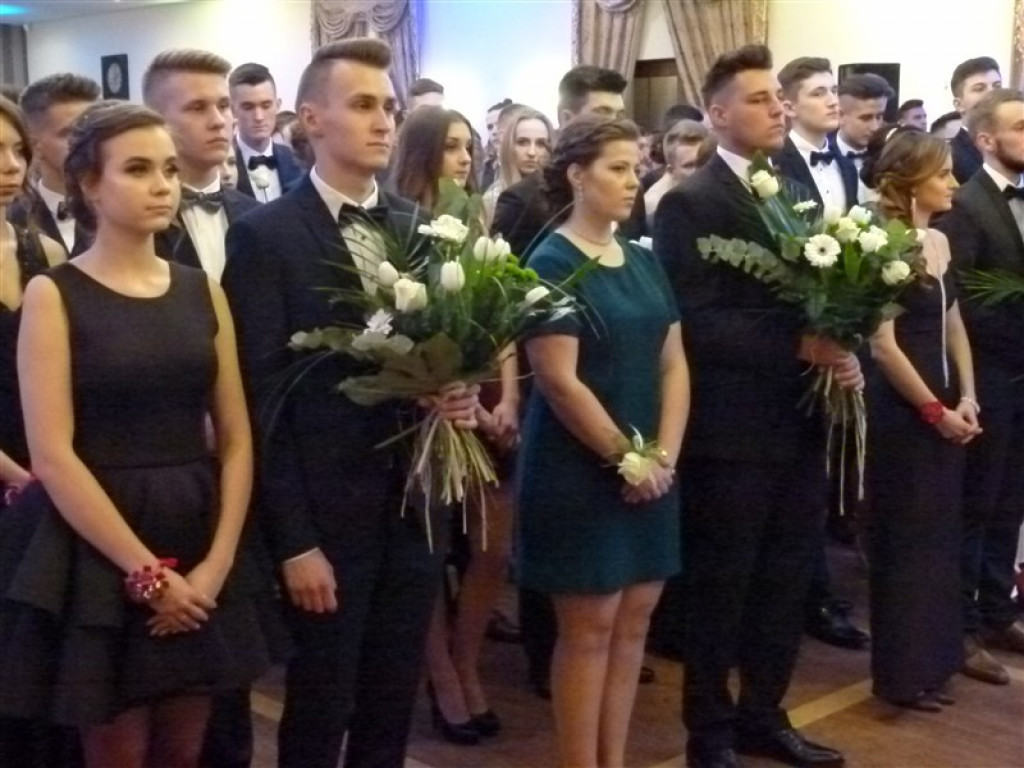 Uczniowie ZSP nr 4 bawią się w Woli Gosławskiej