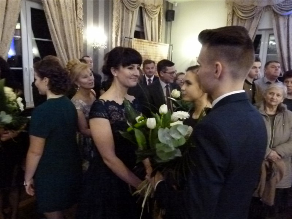 Uczniowie ZSP nr 4 bawią się w Woli Gosławskiej