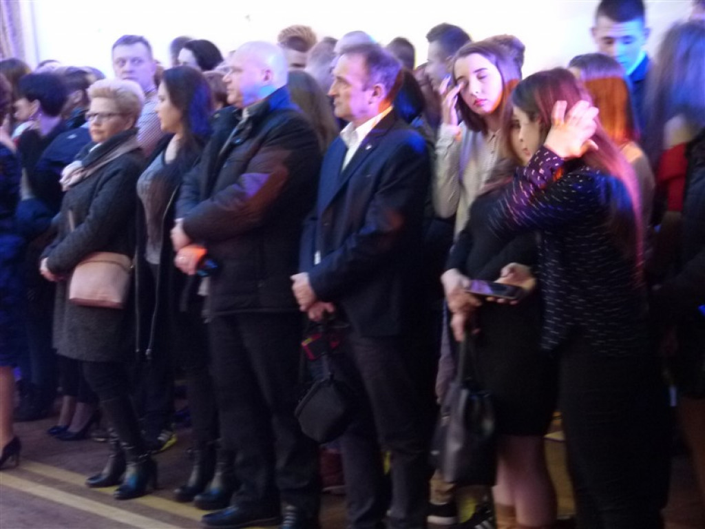 Uczniowie ZSP nr 4 bawią się w Woli Gosławskiej