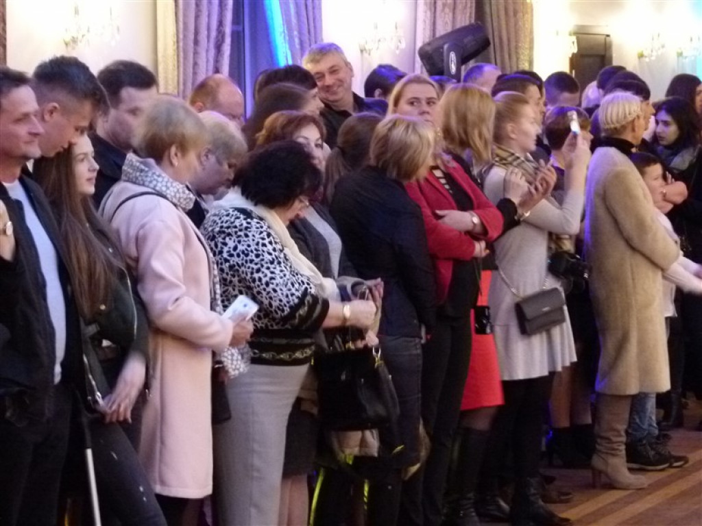 Uczniowie ZSP nr 4 bawią się w Woli Gosławskiej