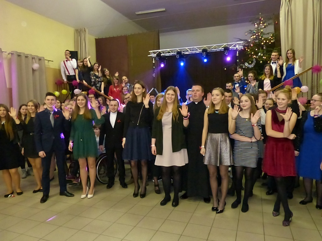 Trwa pierwszy Diecezjalny Bal Trzech Króli