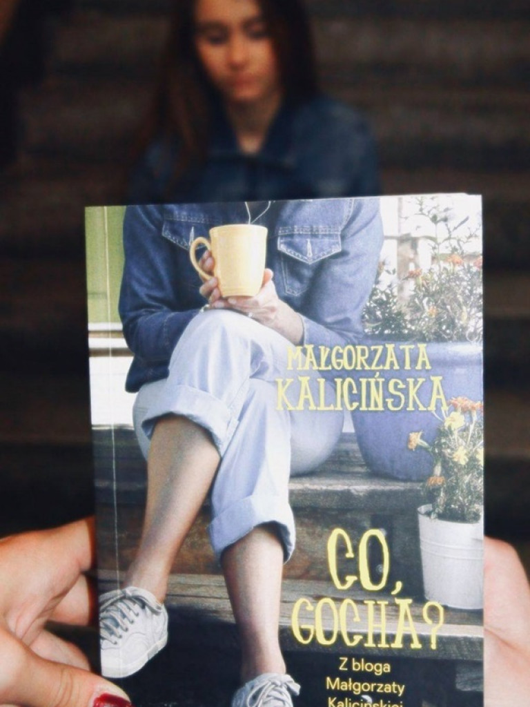 Ubierz się w książkę - czyli sleeveface w Chełmonie