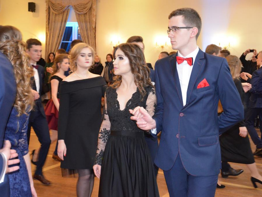 Studniówka I Liceum Ogólnokształcącego w Łowiczu - zdjęcia