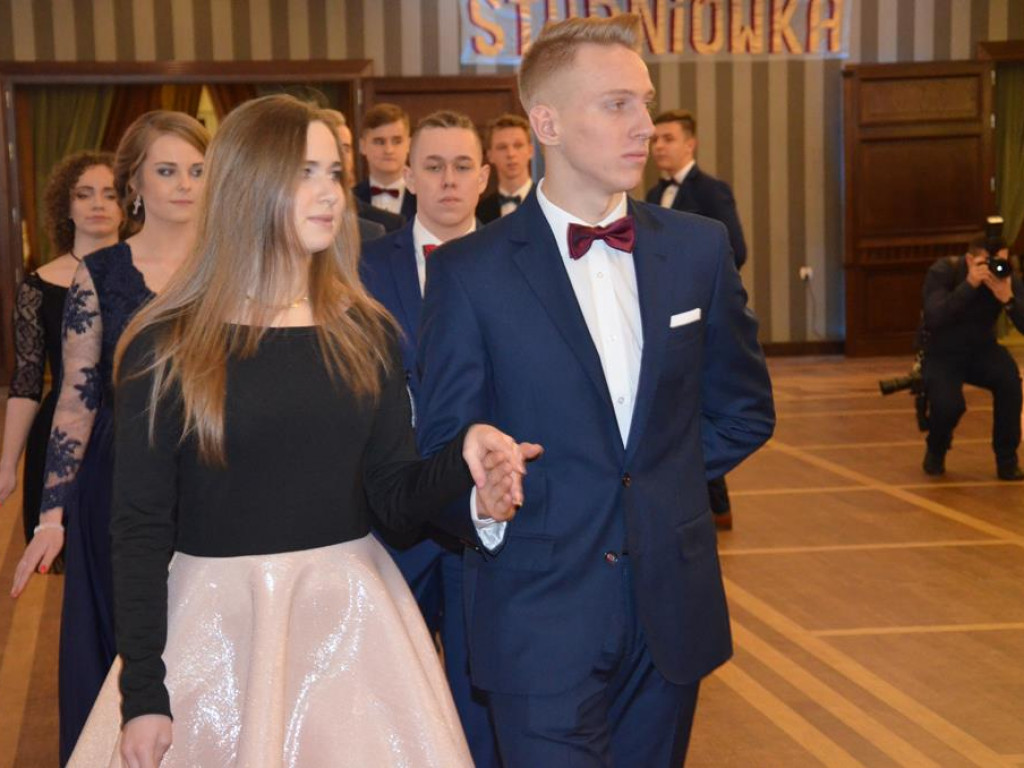 Studniówka I Liceum Ogólnokształcącego w Łowiczu - zdjęcia