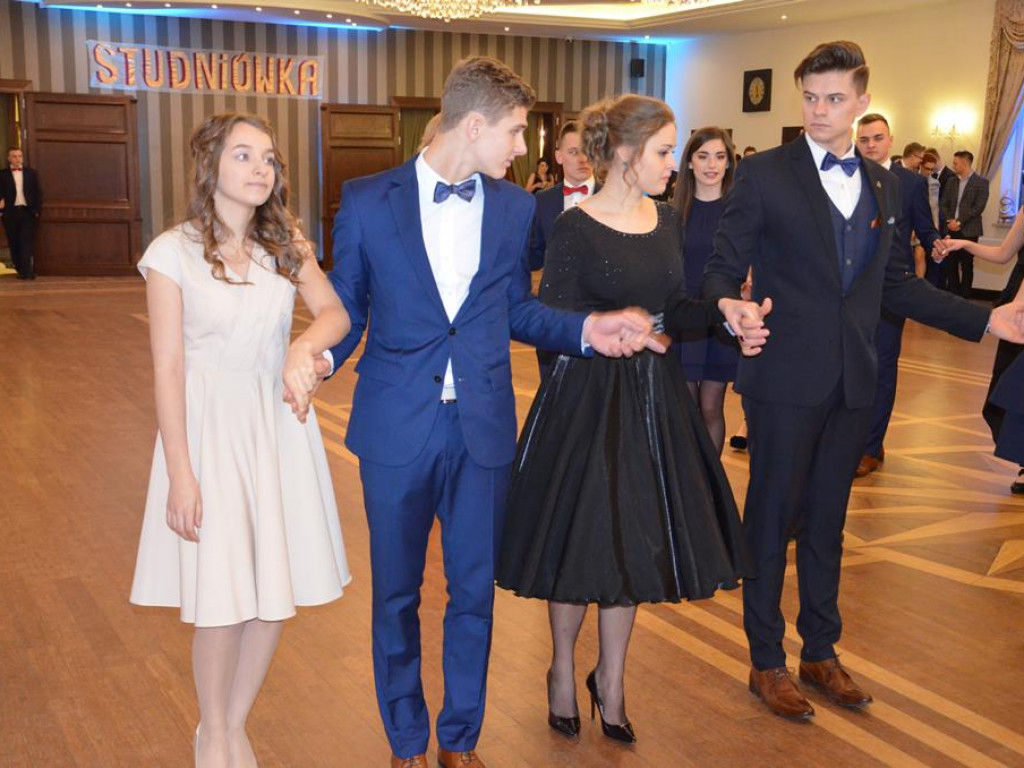 Studniówka I Liceum Ogólnokształcącego w Łowiczu - zdjęcia